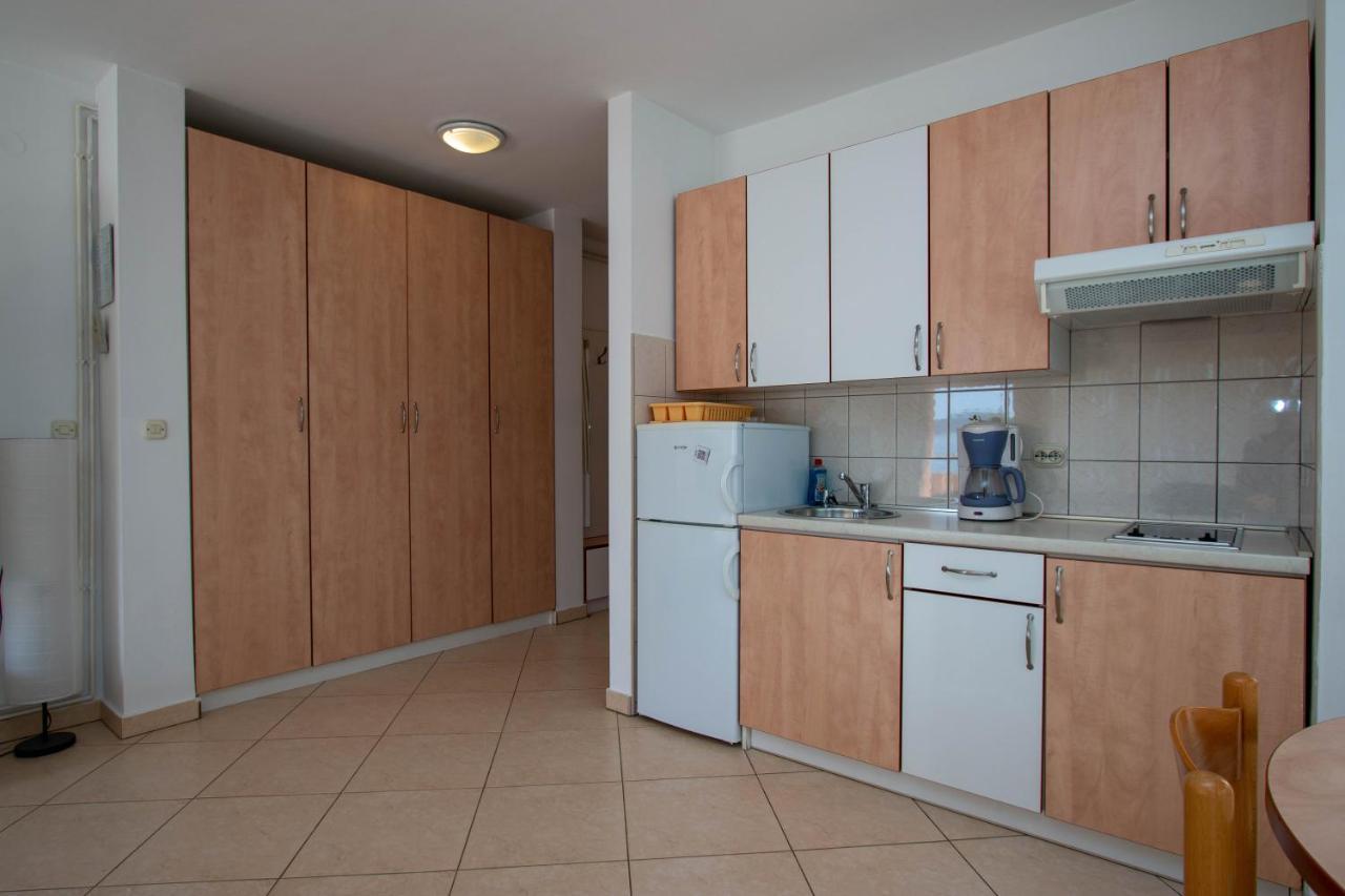 Apartments Matas Sukošan Exterior foto